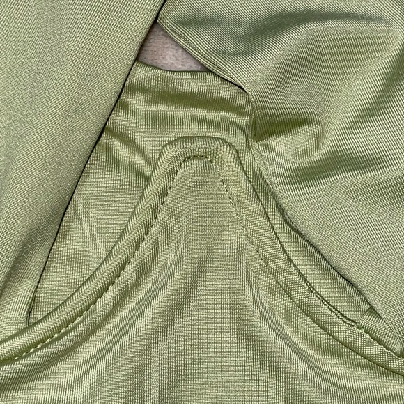 Light Green Cropped Shirt - Picture 3 of 4
